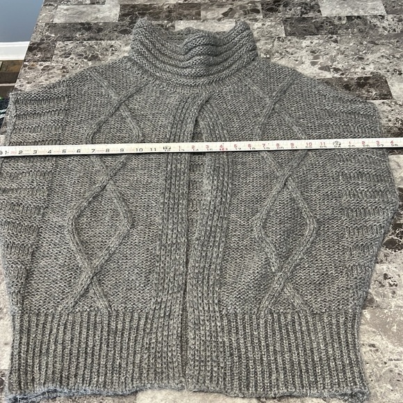 Maryline Made Italy L Gray Wool Mohair Blend Cable Knit Cowl Neck Vest Sweater - Picture 11 of 15